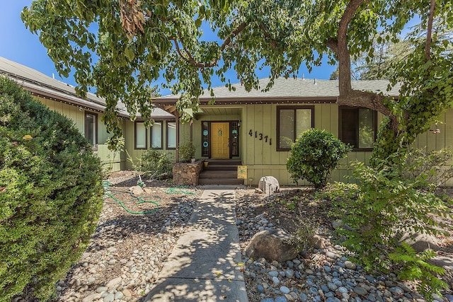 41371 Butte Way, Madera, CA 93636 - view of front facade with roof with shingles