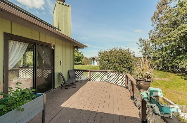 41371 Butte Way, Madera, CA 93636 - deck with a lawn