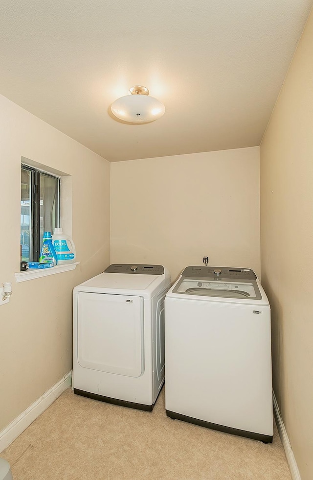 41371 Butte Way, Madera, CA 93636 - laundry area with independent washer and dryer and light colored carpet