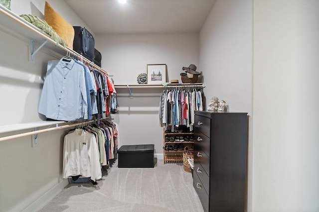958 Beaver Pond, Madera, CA 93636 - walk in closet featuring carpet flooring