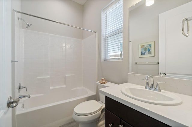 958 Beaver Pond, Madera, CA 93636 - full bathroom with plenty of natural light, vanity, and tub / shower combination