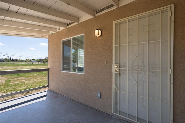 430 S Thorne Ave, Fresno, CA 93706 - doorway to property with stucco siding