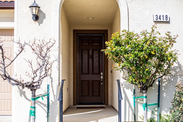 3418 El Molino, Clovis, CA 93619 - doorway to property with stucco siding