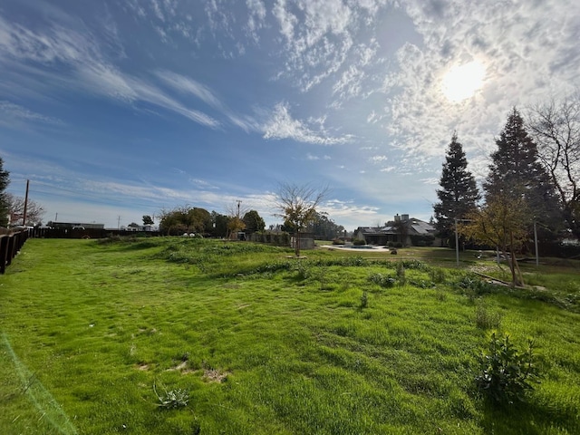 18149 Varden Dr, Madera, CA 93638 - view of yard featuring fence