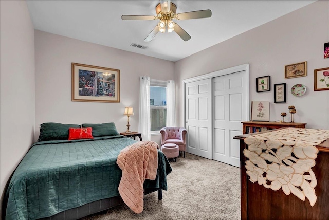355 Old Line Ave, Exeter, CA 93221 - carpeted bedroom with a ceiling fan, visible vents, and a closet