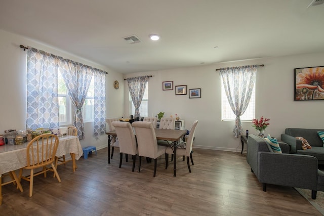 4865 E Alexander Ave, Fresno, CA 93725 - dining space with wood finished floors and recessed lighting