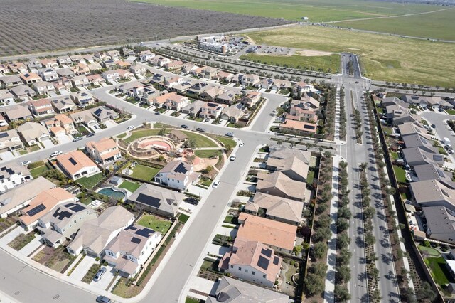 408 Grant Ave W, Madera, CA 93636 - aerial view featuring a residential view