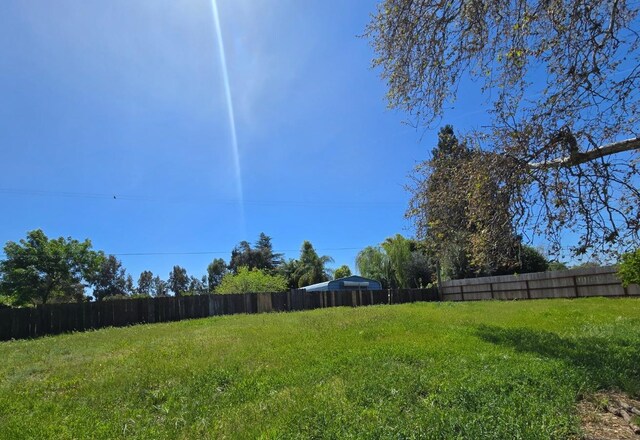 26174 Haley Way, Madera, CA 93638 - view of yard with fence