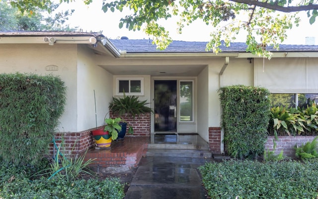 1436 W Keats Ave, Fresno, CA 93711 - view of exterior entry with brick siding and stucco siding