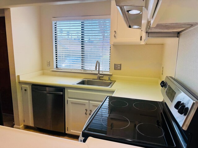 4875 N Backer Ave Unit 146, Fresno, CA 93726 - kitchen featuring dishwasher, electric stove, a sink, white cabinetry, and light countertops
