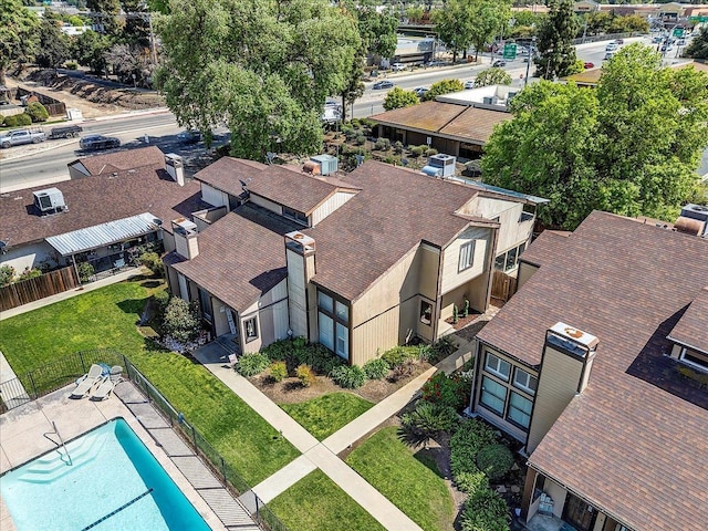 drone / aerial view featuring a residential view