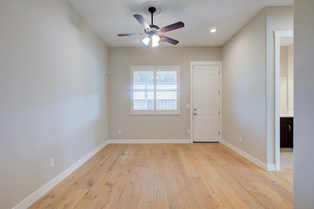 2791 E Tuolumne Rd, Turlock, CA 95382 - unfurnished room featuring a ceiling fan, light wood-style floors, baseboards, and recessed lighting