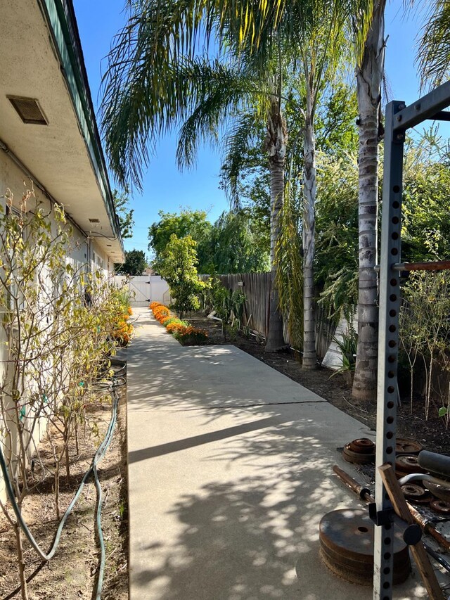 2040 Cypress St, Selma, CA 93662 - view of patio / terrace with a fenced backyard