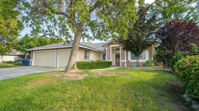 218 Casa Buena Ln, Coalinga, CA 93210 - single story home with concrete driveway, a front yard, and a garage
