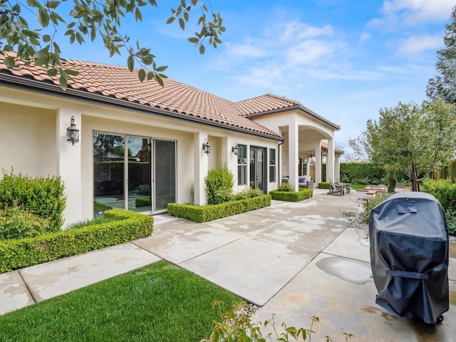 2567 E Sarazen, Fresno, CA 93730 - view of patio with grilling area