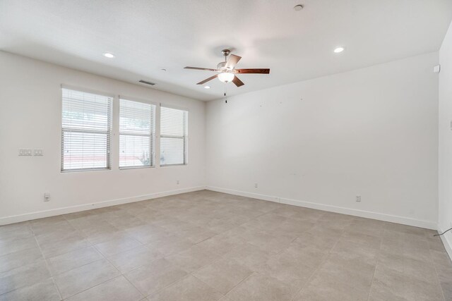 377 Wishon Way W, Madera, CA 93636 - unfurnished room featuring a ceiling fan and recessed lighting