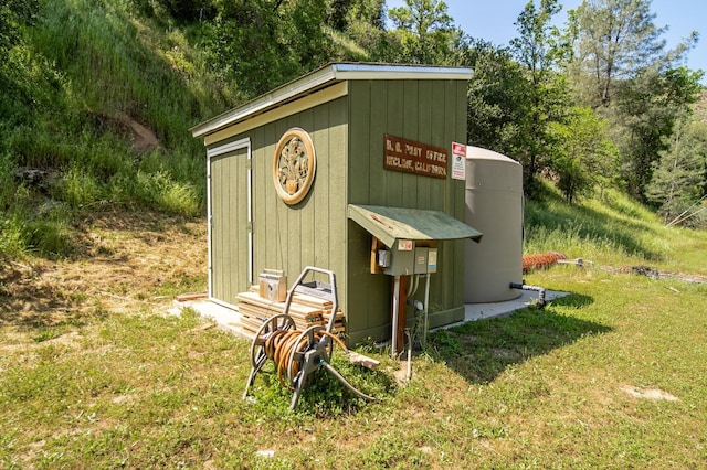 view of outdoor structure with an outdoor structure