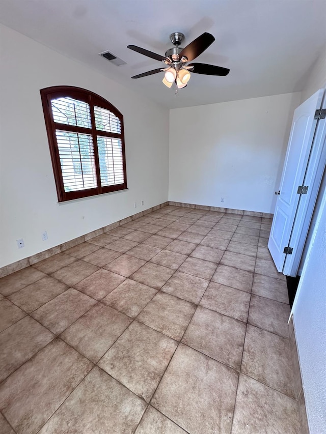8352 N Shallot Way, Fresno, CA 93720 - unfurnished room with visible vents and a ceiling fan