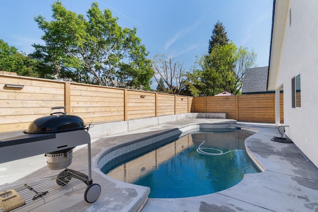 1125 N Purdue Ave, Clovis, CA 93611 - view of pool with a fenced backyard and a patio