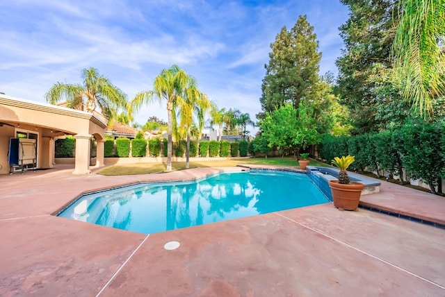 9336 N St Martin Dr, Fresno, CA 93720 - view of swimming pool featuring a fenced backyard, a fenced in pool, and a patio
