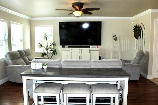 5148 W Pine Ave, Fresno, CA 93722 - living area featuring a ceiling fan, baseboards, dark wood-type flooring, and crown molding