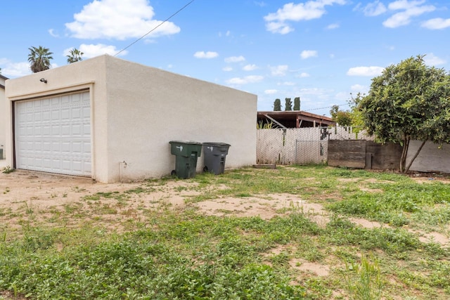 3659 Mono St, Fresno, CA 93702 - view of yard with a detached garage