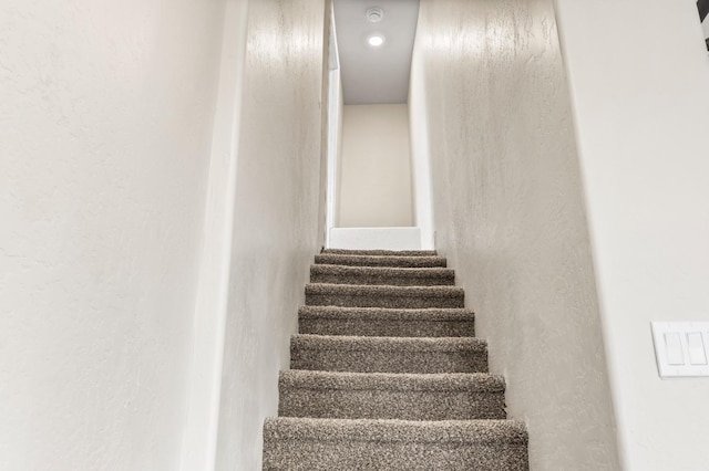 3659 Mono St, Fresno, CA 93702 - view of stairs