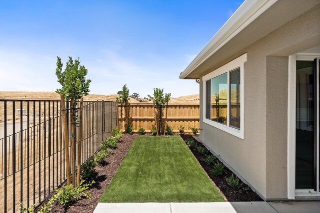 8184 Creek Vw, Friant, CA 93626 - view of fenced backyard