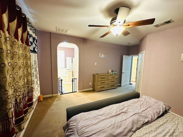 2148 S Villa Ave, Fresno, CA 93727 - bedroom featuring arched walkways, carpet, visible vents, and baseboards