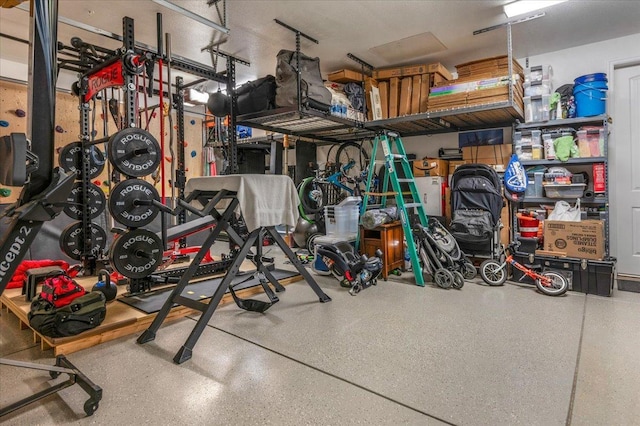 2653 Vermont Ave, Clovis, CA 93619 - view of garage
