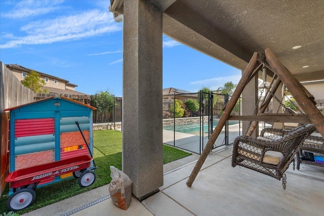 2653 Vermont Ave, Clovis, CA 93619 - view of patio featuring a fenced backyard