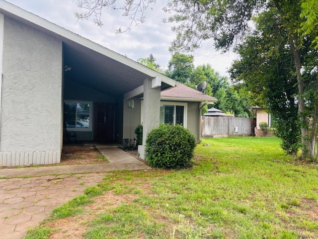271 W Paul, Fresno, CA 93704 - view of yard