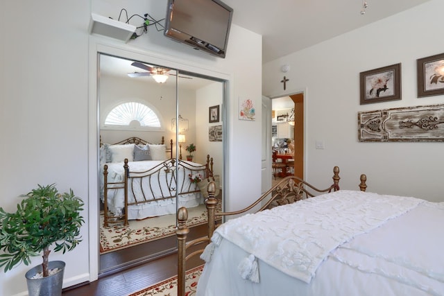 bedroom featuring wood finished floors