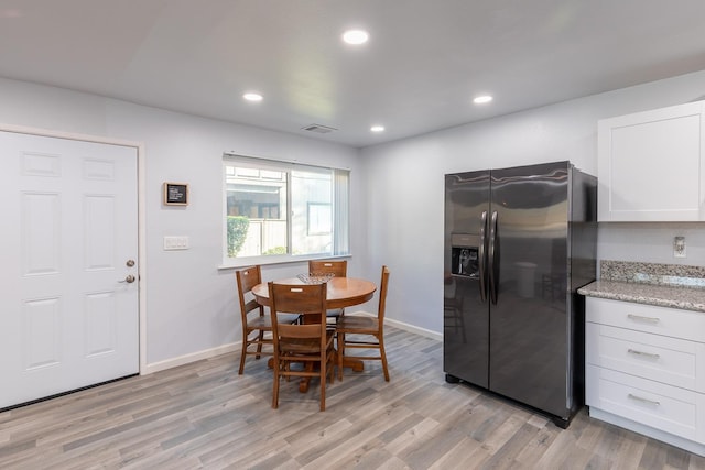 1151 S Chestnut Ave Unit 146, Fresno, CA 93702 - dining area featuring baseboards, recessed lighting, light wood finished floors, and visible vents