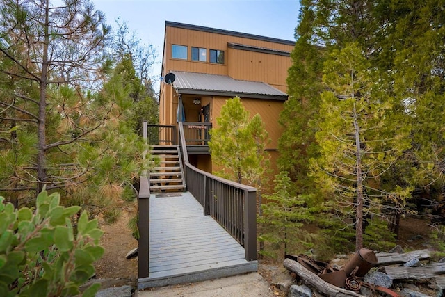 40720 Oakwoods Ln, Shaver Lake, CA 93664 - back of property featuring stairway