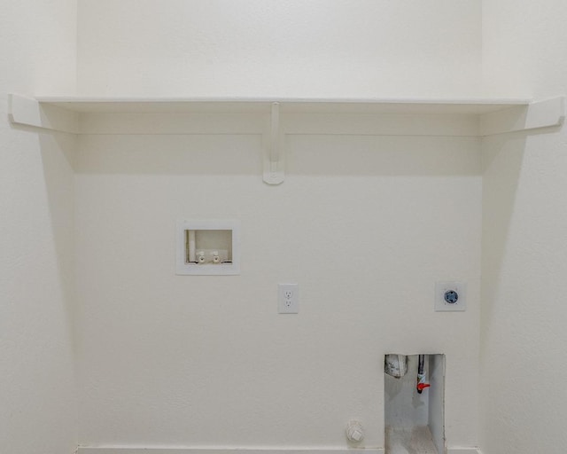 washroom featuring washer hookup, hookup for a gas dryer, and electric dryer hookup