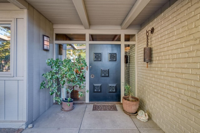 view of exterior entry