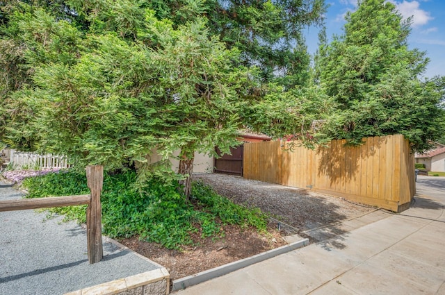view of front of home with fence