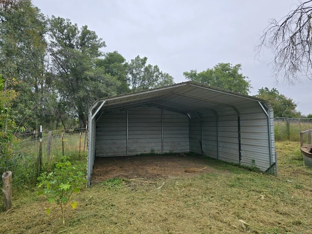 28826 Auberry Rd, Clovis, CA 93619 - exterior space featuring a carport and fence