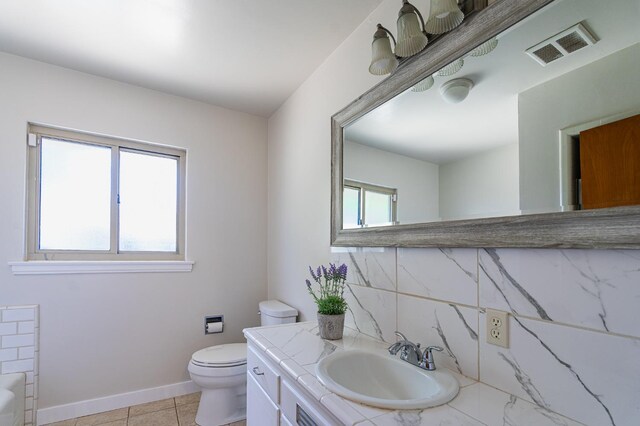 230 W Fountain Way, Fresno, CA 93705 - photo 14