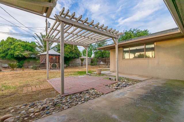 230 W Fountain Way, Fresno, CA 93705 - photo 17