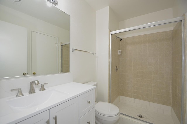 4765 N Cedar Ave Unit 105, Fresno, CA 93726 - full bathroom featuring toilet, a shower stall, and vanity