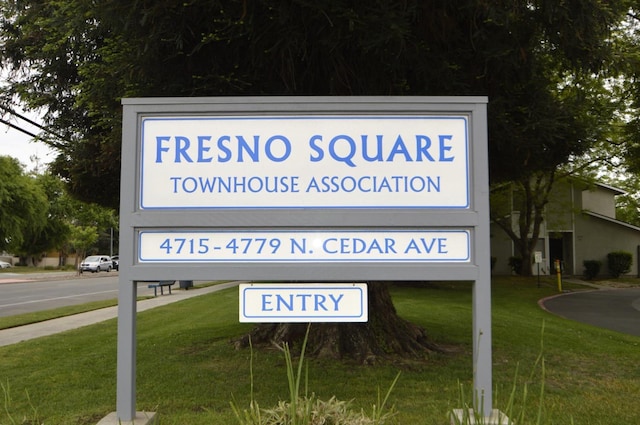 4765 N Cedar Ave Unit 105, Fresno, CA 93726 - community / neighborhood sign with a yard