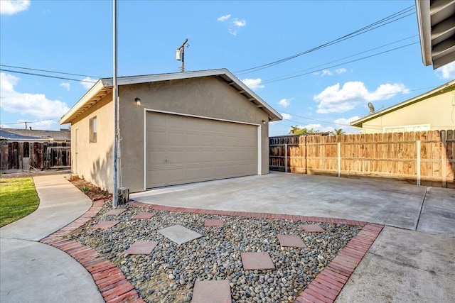 230 E Sycamore Dr, Hanford, CA 93230 - detached garage featuring fence