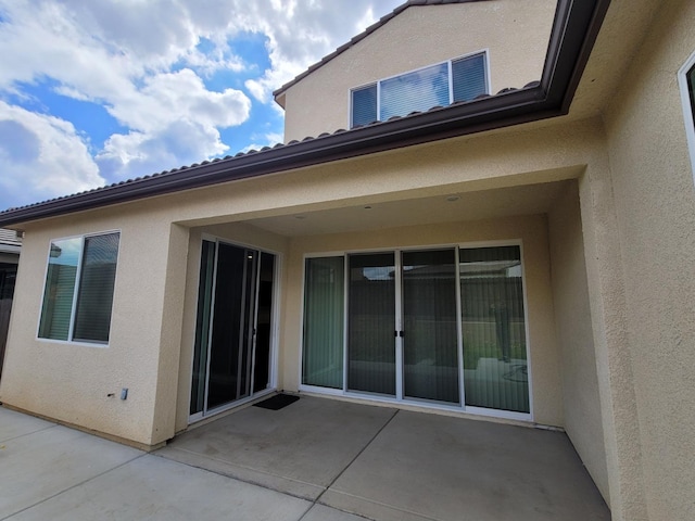3273 San Marino Ave, Clovis, CA 93619 - rear view of property with a patio area and stucco siding