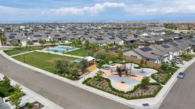 855 Groveland Ave W, Madera, CA 93636 - aerial view featuring a residential view