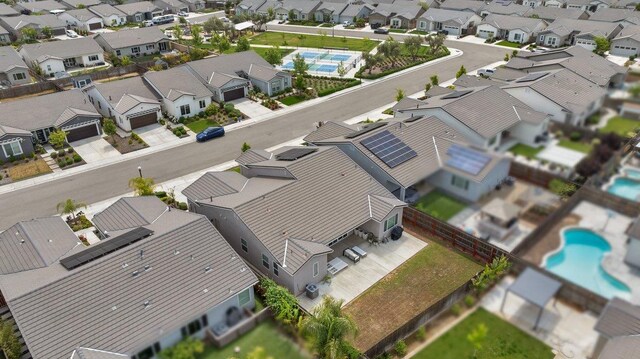 855 Groveland Ave W, Madera, CA 93636 - aerial view with a residential view