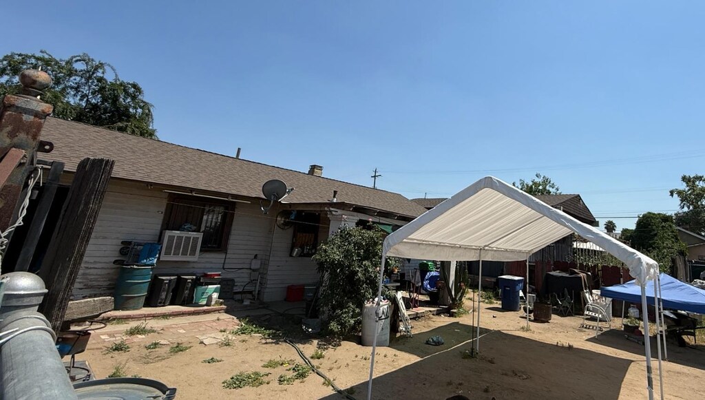 3358 E Belmont Ave, Fresno, CA 93702 - back of property with a chimney