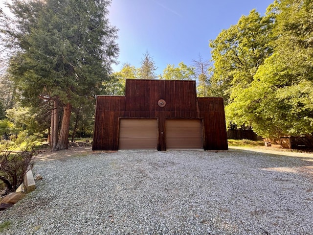 view of detached garage