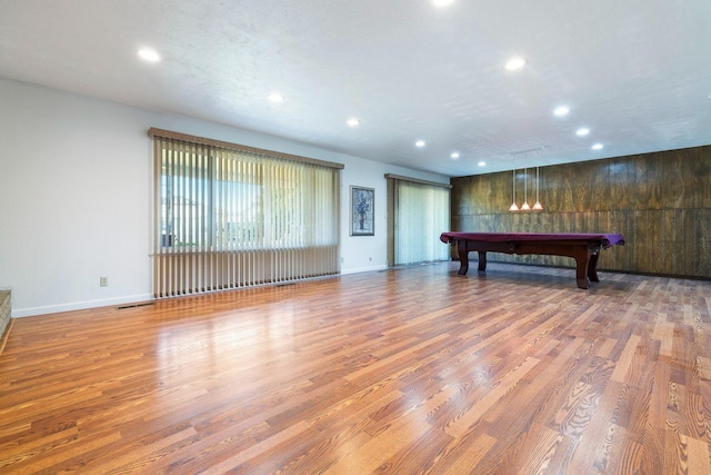 6154 E Alta Ave, Fresno, CA 93727 - playroom featuring visible vents, pool table, wood finished floors, baseboards, and recessed lighting